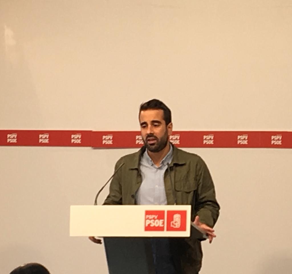 En este momento estás viendo Muñoz: “Queremos aprovechar el cambio de sede como símbolo del nuevo tiempo que se ha abierto en la Comunitat y en el socialismo valenciano”