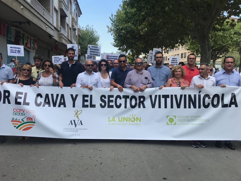 En este momento estás viendo David Calvo: “El precio mínimo por el que se debe pagar la uva de cava es aquel que no menoscaba la dignidad de los agricultores”