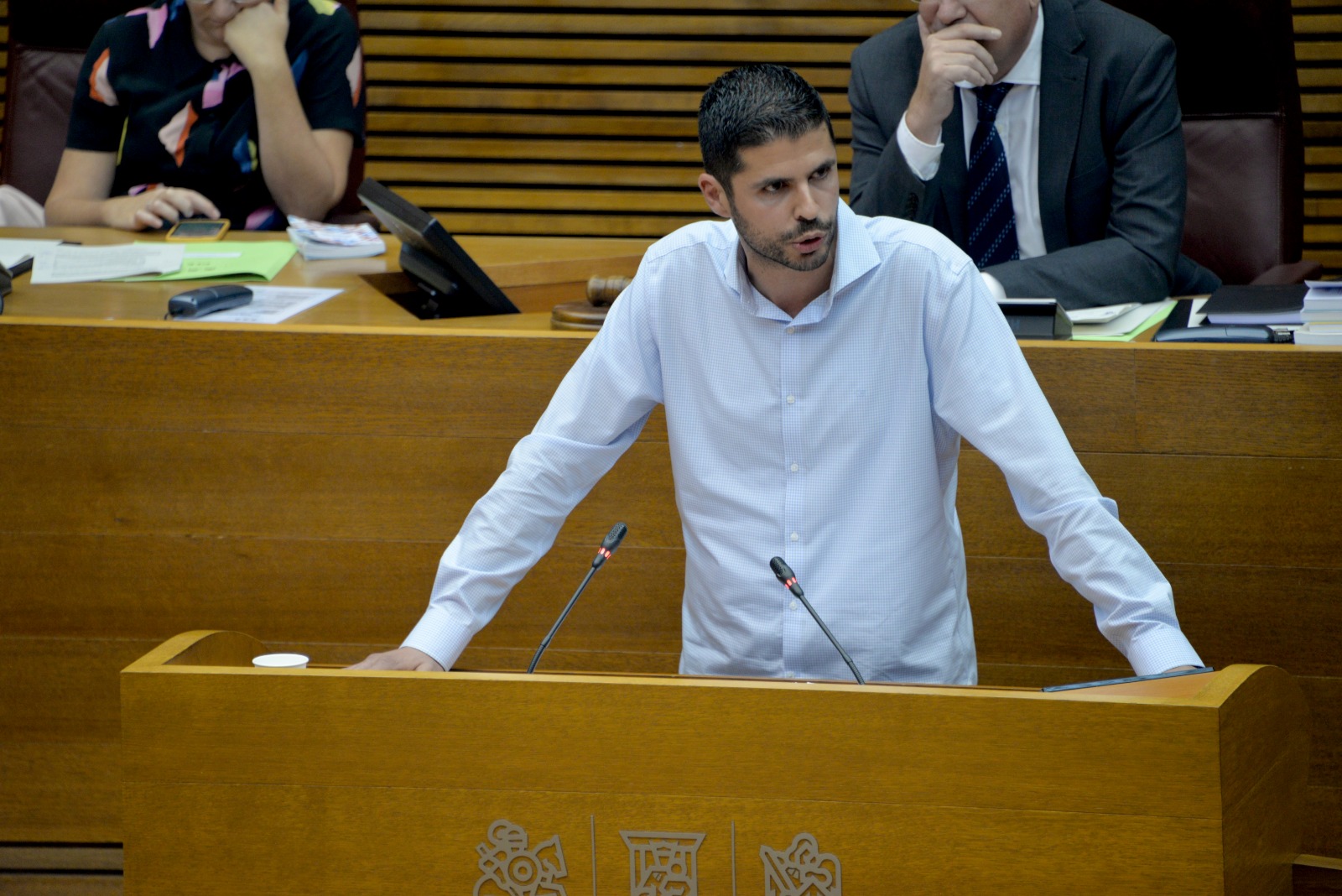 You are currently viewing Calvo exigeix a Isabel Bonig que “no enganye i aclarisca el perdó a la fundació de la visita del Papa d’un deute de 500.000 euros que es va carregar sobre l’esquena de tots els valencians”