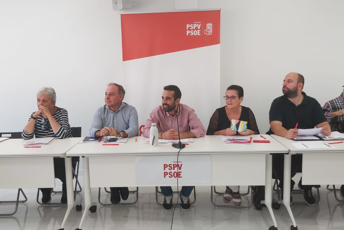 En este momento estás viendo Muñoz: “El PSOE va a demostrar una vez más que es el único partido que tiene una respuesta política para todos los problemas de España”