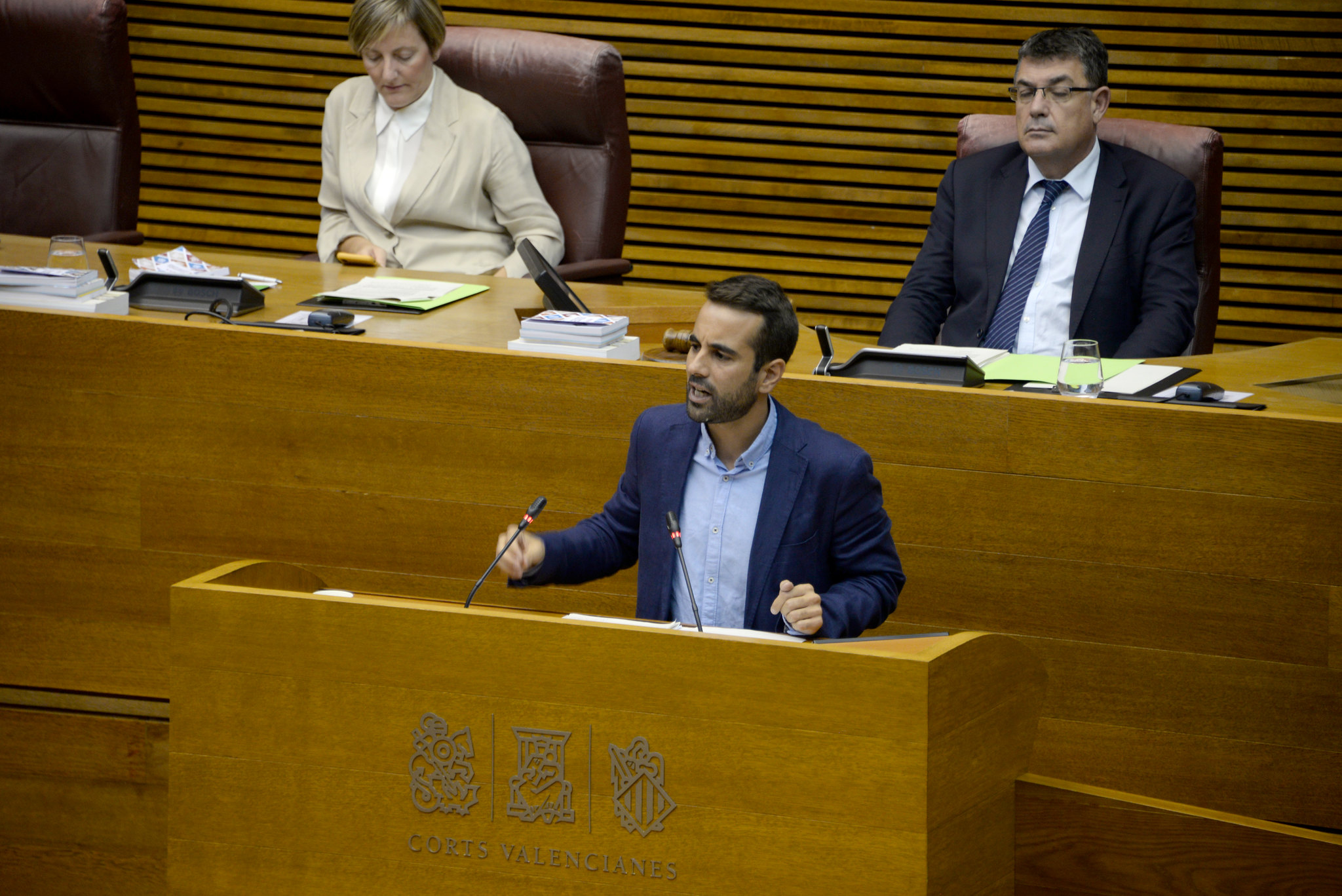 You are currently viewing Muñoz: “El Consell pren les seues decisions guiant-se per criteris d’experts i no per ocurrències polítiques que poden posar en perill als municipis”