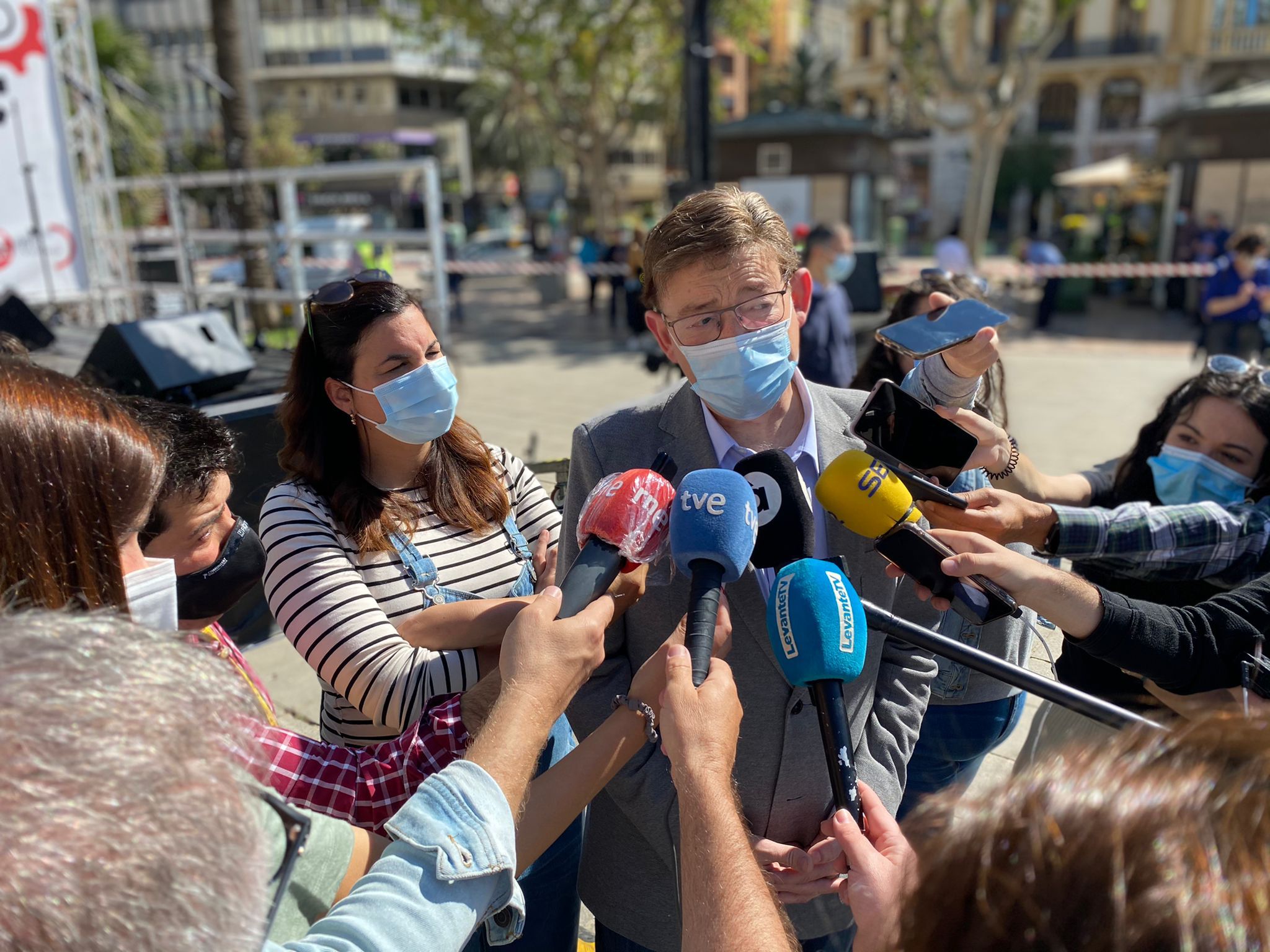 En este momento estás viendo Ximo Puig destaca “la voluntad y el compromiso” de salir de la crisis sanitaria “unidos, cohesionados y sin generar más fractura social”