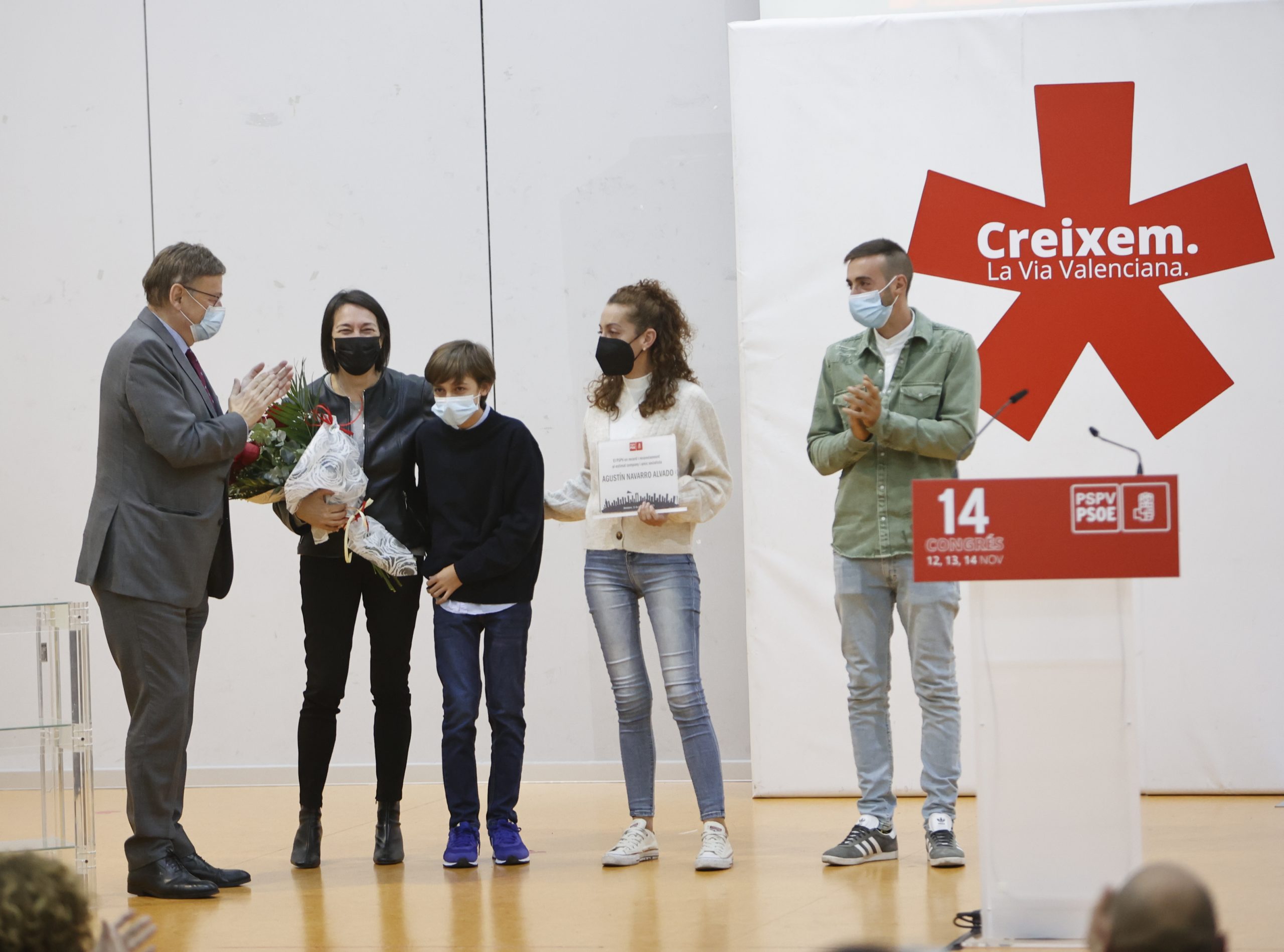 En este momento estás viendo El PSPV-PSOE rinde homenaje a Agustí Navarro, “una persona que siempre llevó los valores y el proyecto socialista en el corazón”