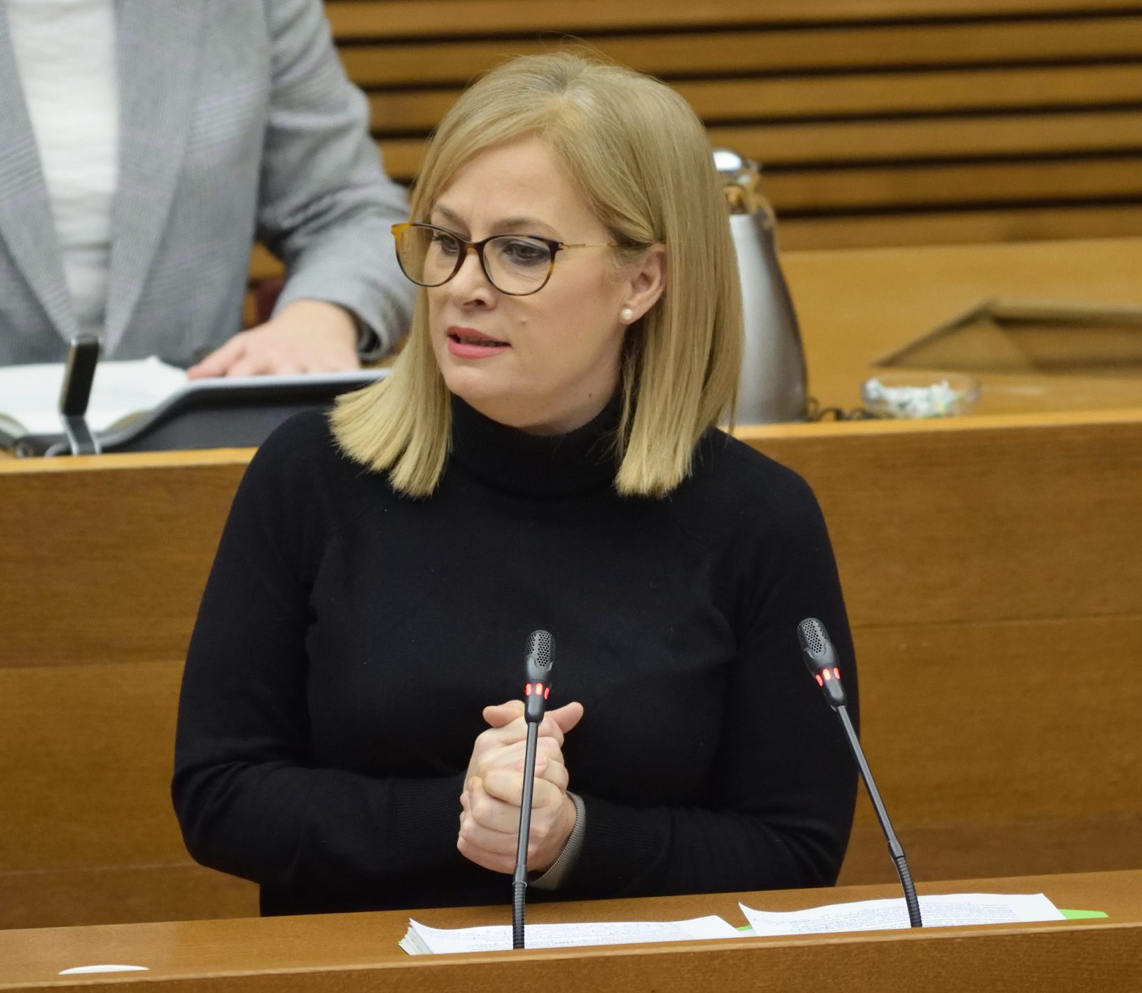 En este momento estás viendo Peris denuncia “la doble careta” del PP: “Están en contra de la especialización de los juzgados de violencia de género”