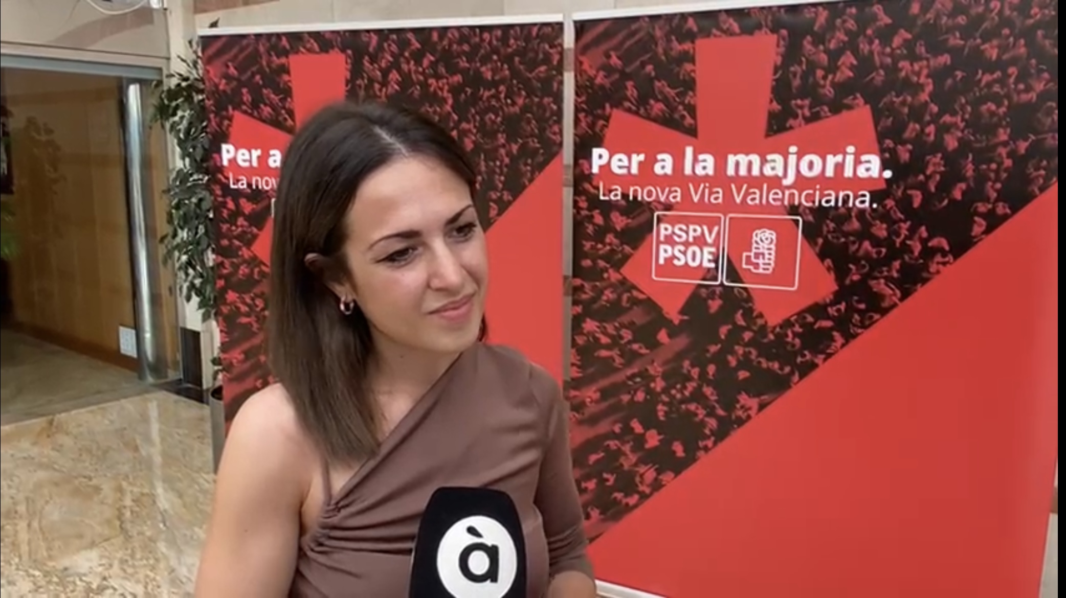 You are currently viewing Domínguez: “Tots els avanços en matèria d’Igualtat han arribat de la mà dels governs socialistes, ara és moment de continuar fent passos cap avant”