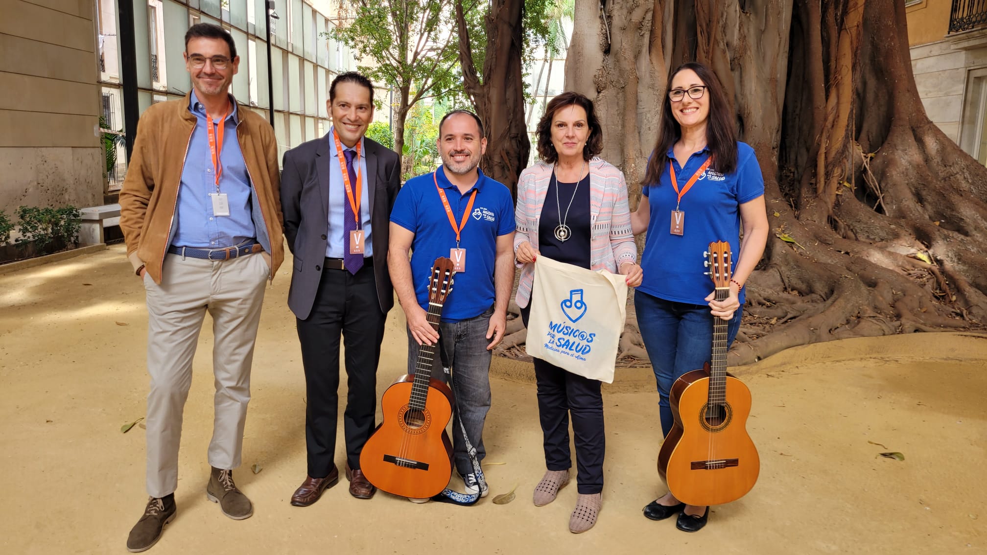 En este momento estás viendo Les Corts aprueba la iniciativa del PSPV-PSOE para celebrar actuaciones musicales en los hospitales valencianos por el bienestar de sus pacientes
