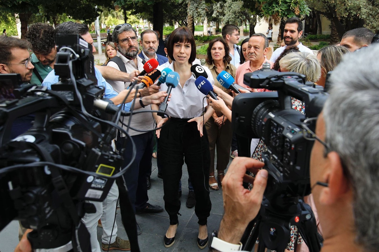 En este momento estás viendo Morant asegura que la violencia machista «es una evidencia científica» y destaca que negar su existencia es «negar la protección del Estado y la sociedad a las mujeres”