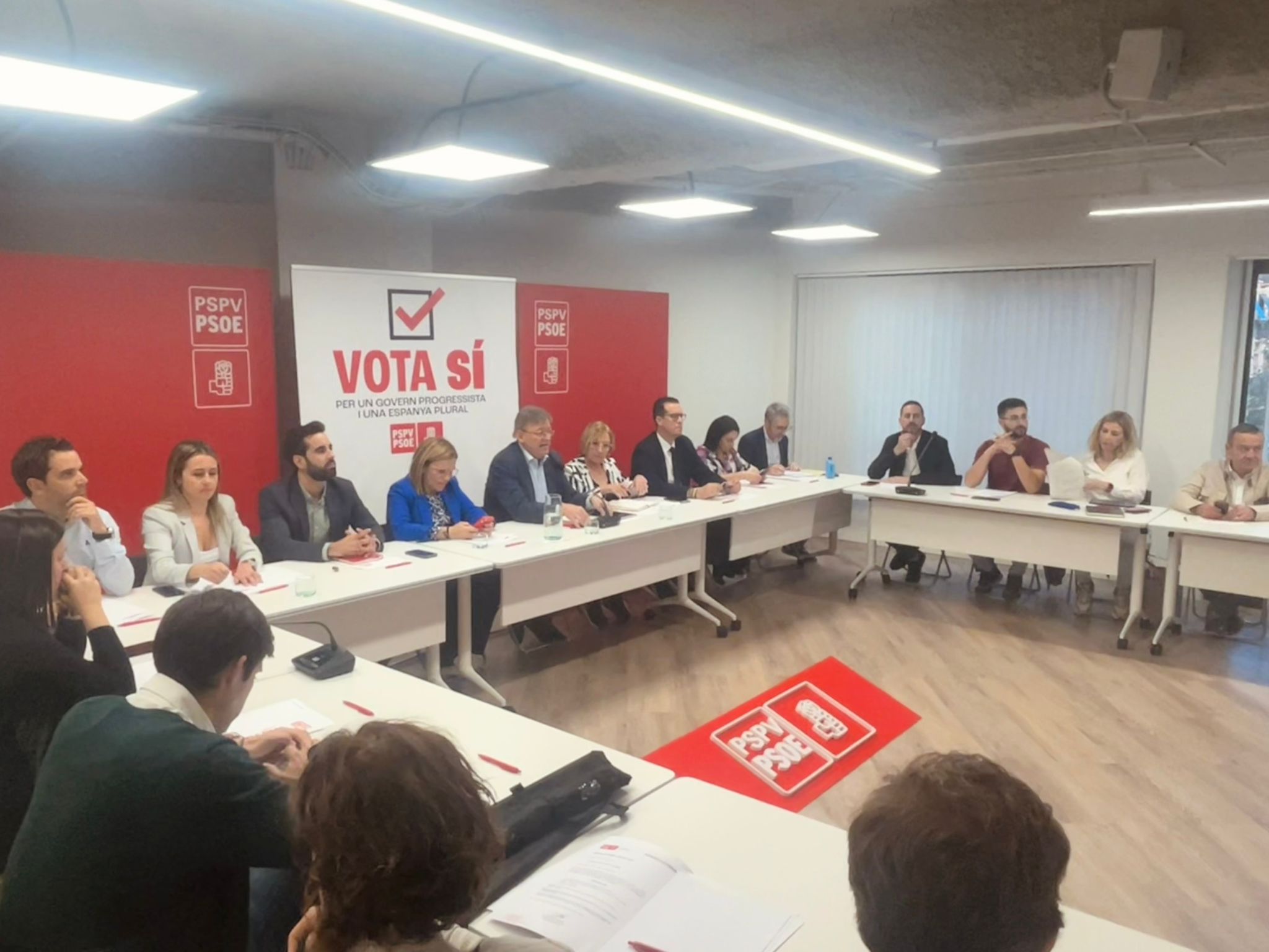 En este momento estás viendo El PSPV-PSOE ratifica por unanimidad su apoyo a Pedro Sánchez para conseguir un gobierno de progreso y plural para España