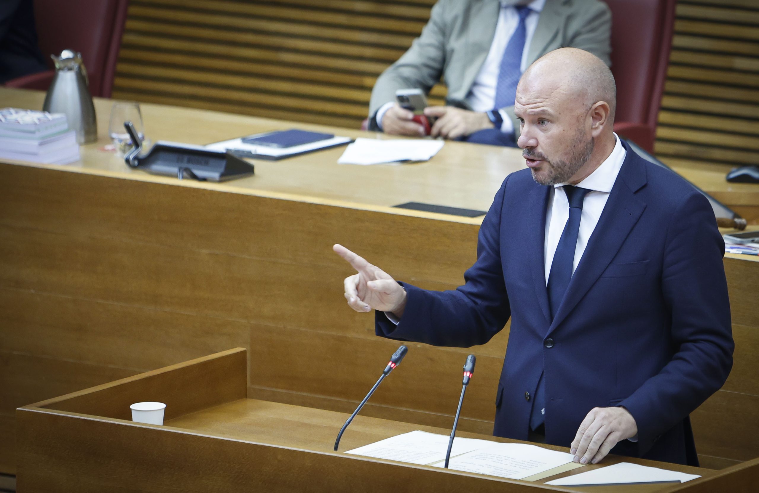 En este momento estás viendo El PSPV-PSOE denuncia que el último regalo fiscal de Mazón a los mayores patrimonios costará 61 millones anuales, 242 millones por legislatura, que se traducirán en “recortes sociales para las familias de rentas medias y bajas”