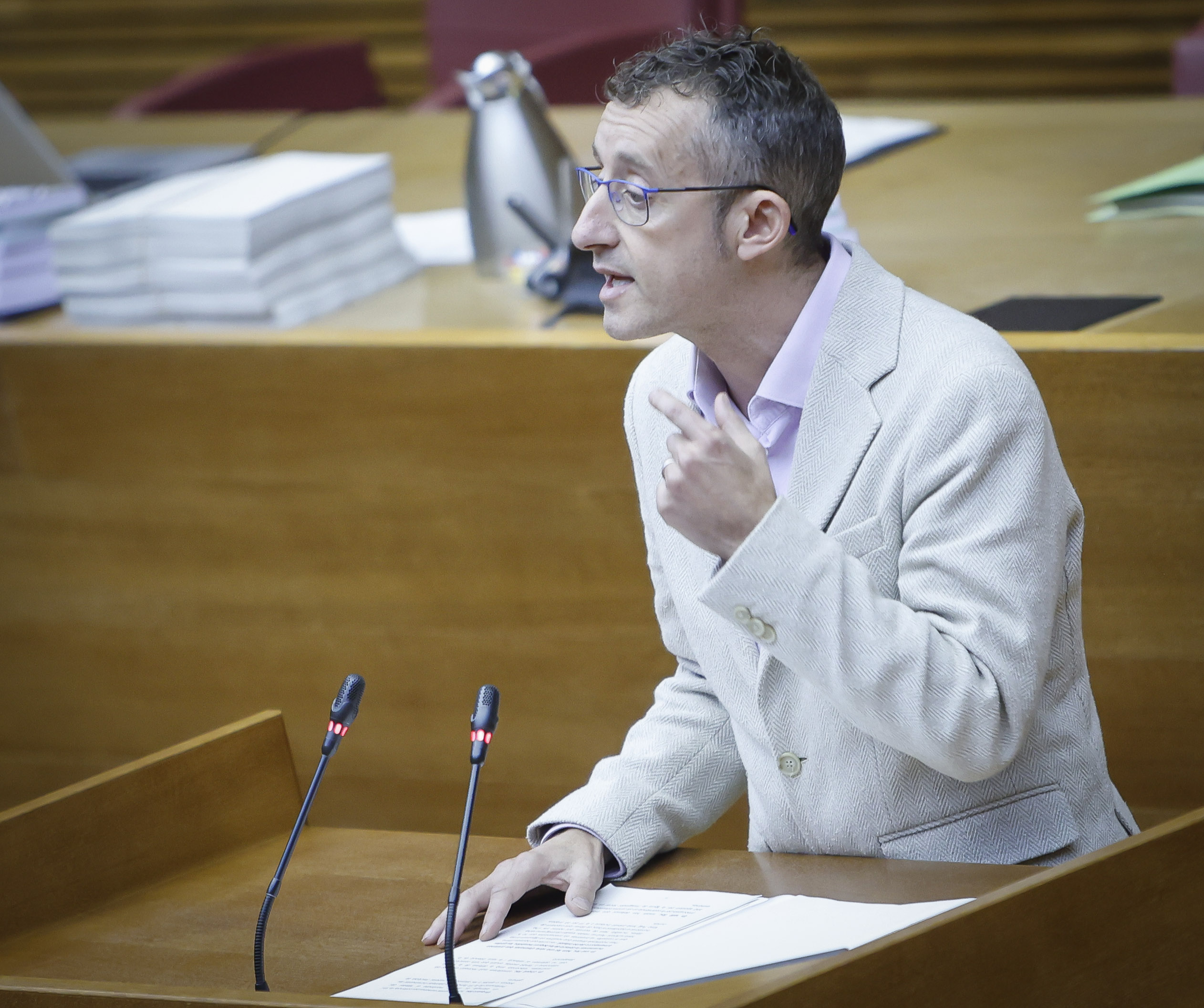 En este momento estás viendo El PSPV-PSOE pide frenar la reforma de la ley de plurilingüismo para garantizar la presencia del valenciano en el sistema educativo: “Mazón está tratando de desprestigiar nuestra lengua”