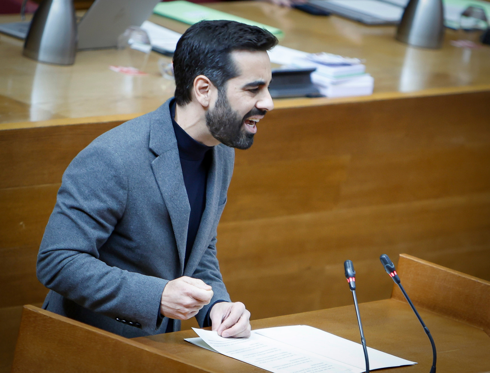 En este momento estás viendo Muñoz acusa a Mazón de “establecer el marco ideológico y ejecutivo para volver a implantar el zaplanismo en la Comunitat Valenciana, el mismo que está siendo juzgado en los tribunales”