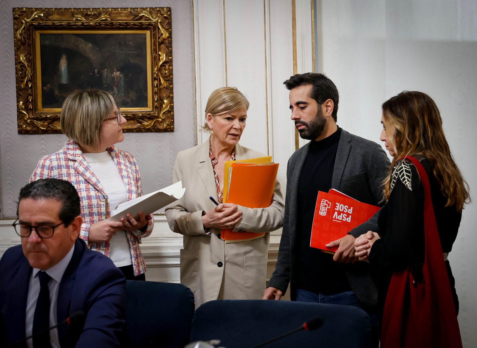 En este momento estás viendo El PSPV-PSOE solicita conocer “las subvenciones que Mazón da a los pseudomedios” y alerta de “la convivencia que existe entre el PP y quienes difaman a los responsables públicos”