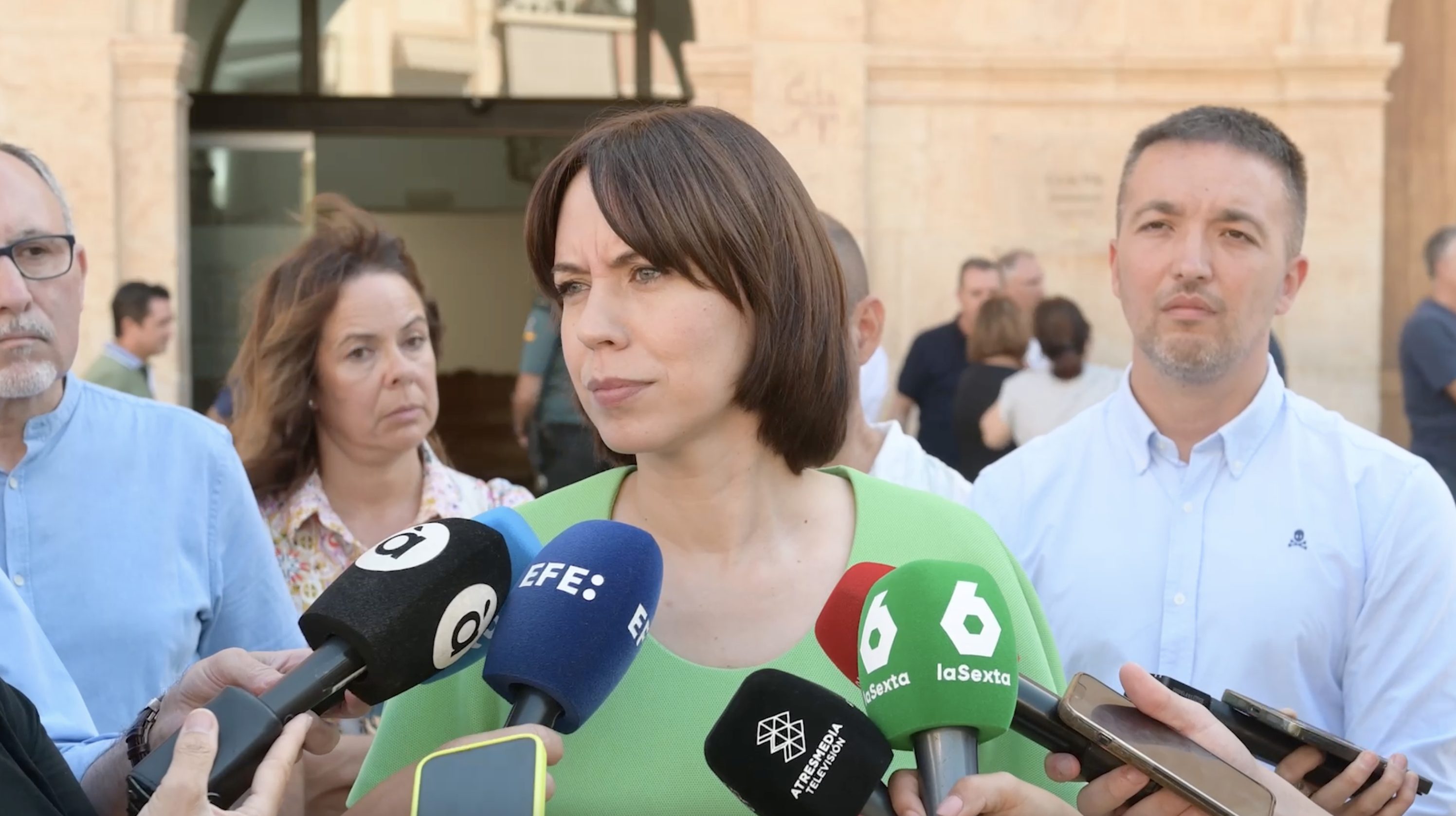 En este momento estás viendo Diana Morant lamenta que estemos bajo la gestión de un Consell “negligente e inútil que no se merecen los valencianos y valencianas”: “Mazón no debería ser president de la Generalitat ni un minuto más”