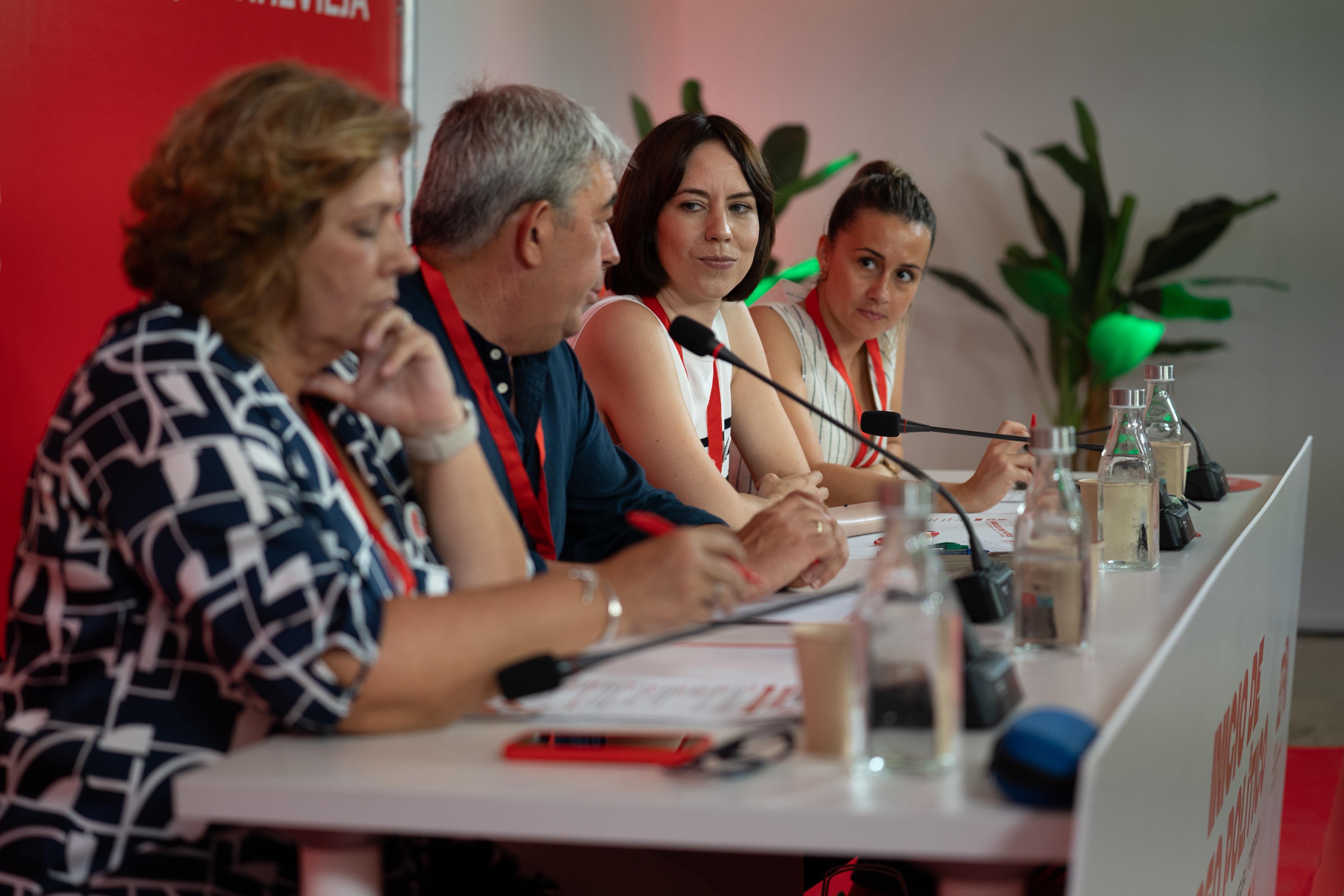 En este momento estás viendo Diana Morant defiende que «mientras el PP empieza el curso en el bar, los socialistas lo hacemos trabajando en solucionar los problemas de la gente» y marca la vivienda, las emergencias y la sanidad como ejes fundamentales
