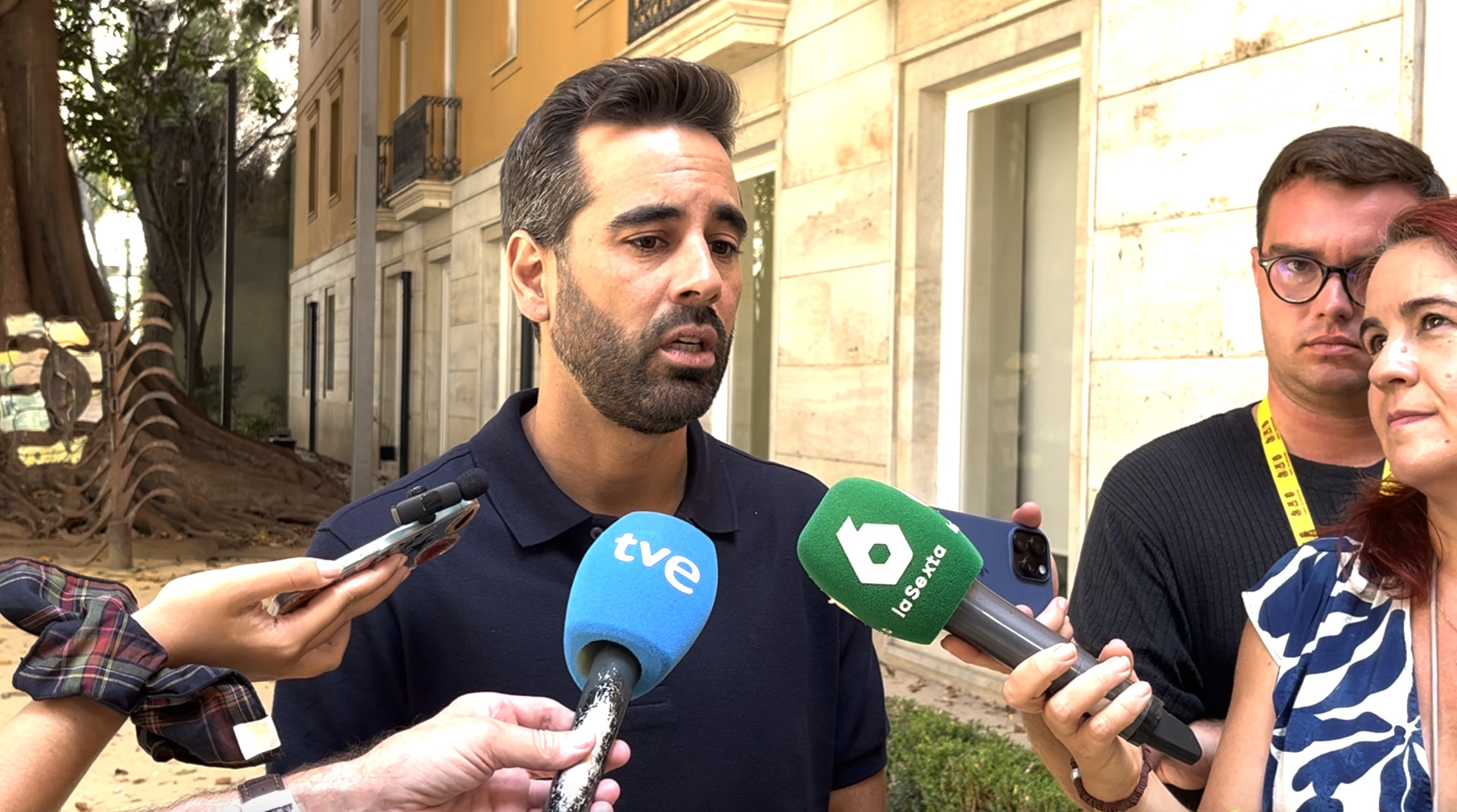 You are currently viewing El PSPV-PSOE apunta que Mazón arriba deu mesos tard amb les ajudes de la Dana: “Estem davant una nova improvisació de Mazón per a intentar alleujar la seua mala consciència per ni estar ni haver estat on toca”