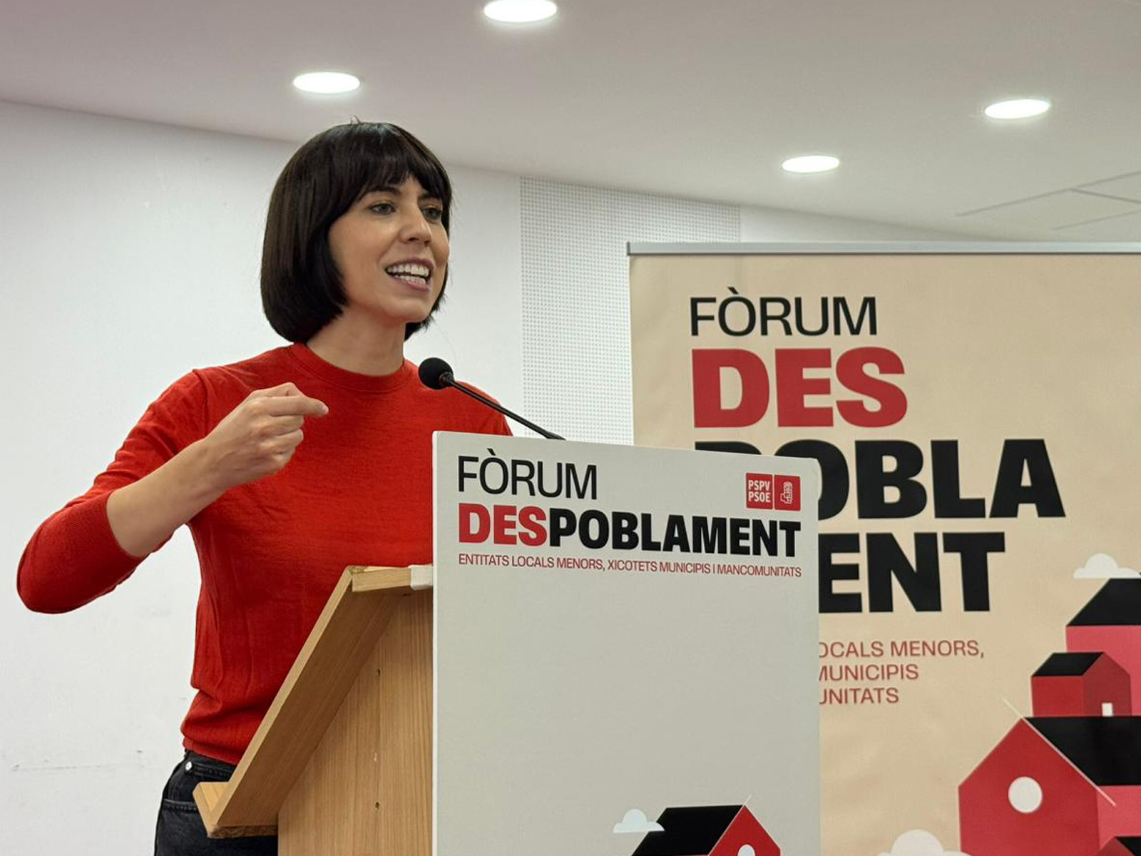 You are currently viewing Morant anuncia que el PSPV-PSOE cuando vuelva a la Generalitat blindará por ley el derecho a los servicios públicos en zonas en riesgo de despoblación para que nunca más se cierre una escuela o un ambulatorio