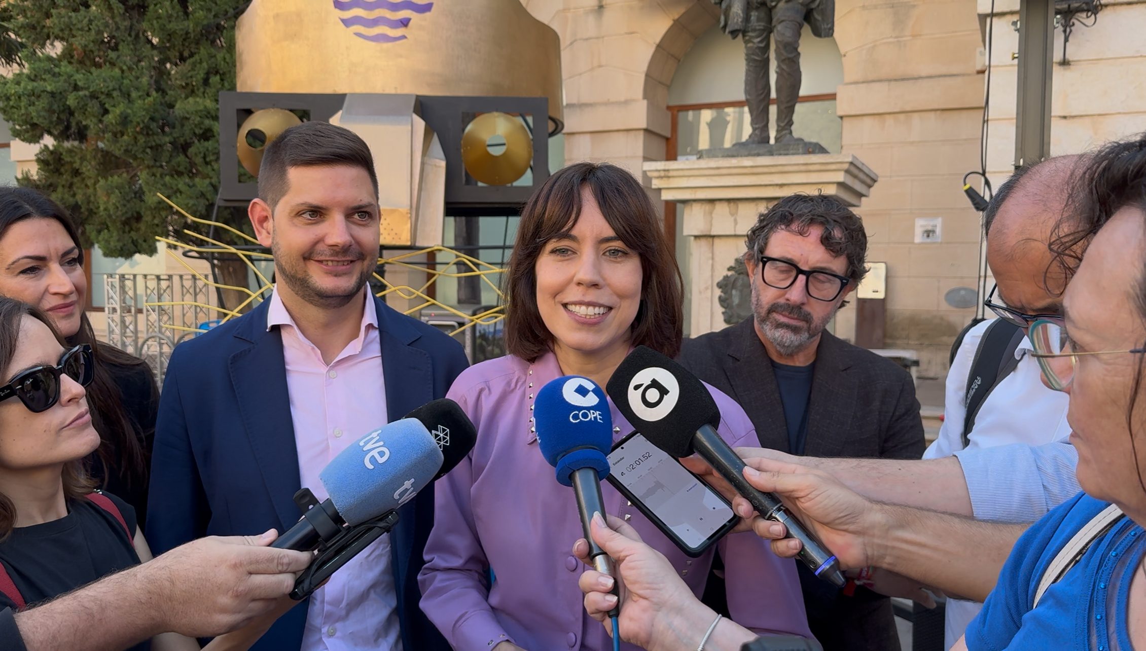 En este momento estás viendo Diana Morant tilda de «provocación» la participación de Mazón en la procesión cívica del 9 d’Octubre: «Está pervirtiendo lo que significa ser valenciano y president de la Generalitat»