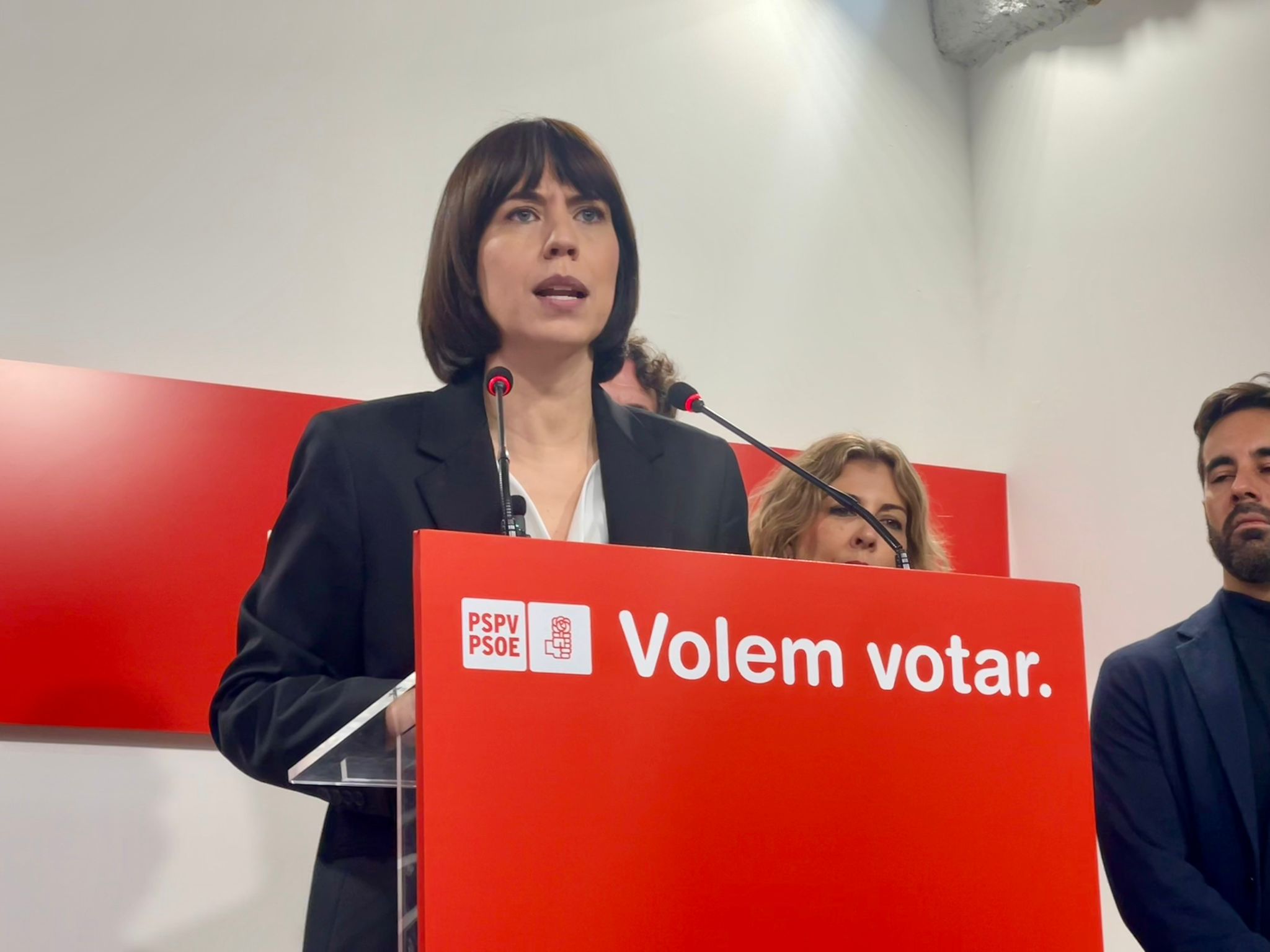 En este momento estás viendo Diana Morant tilda de “fraude” la dimisión de Mazón y acusa al PP de “darle cobijo en Les Corts para que no asuma sus responsabilidades judiciales”: “Esto no es lo que necesita la Comunitat Valenciana”