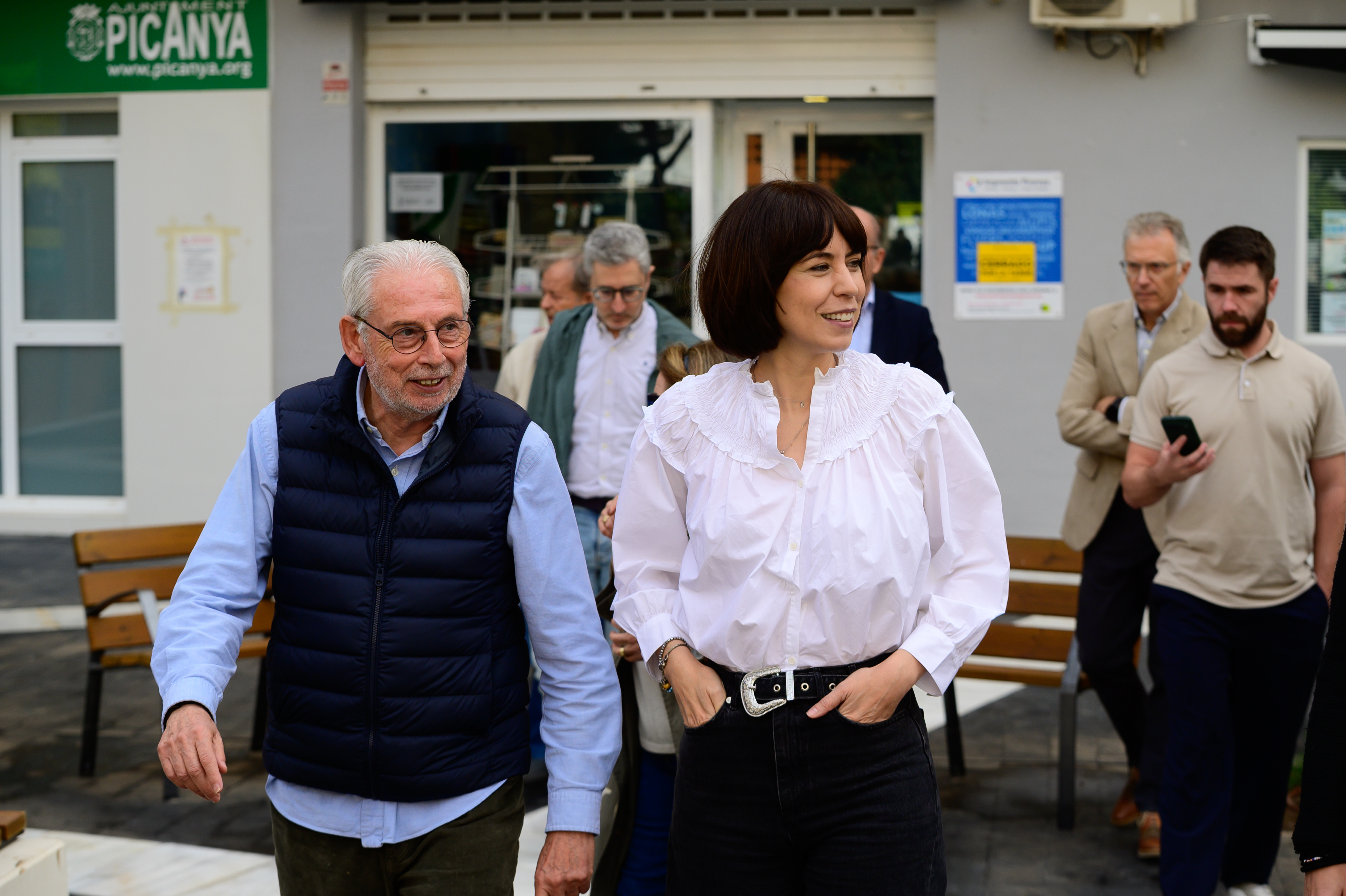 En este momento estás viendo Diana Morant pide a Abascal y Feijóo que “dejen de insistir en el pecado original con unas negociaciones que nos avergüenzan”: “Lo que tienen que hacer es convocar elecciones”